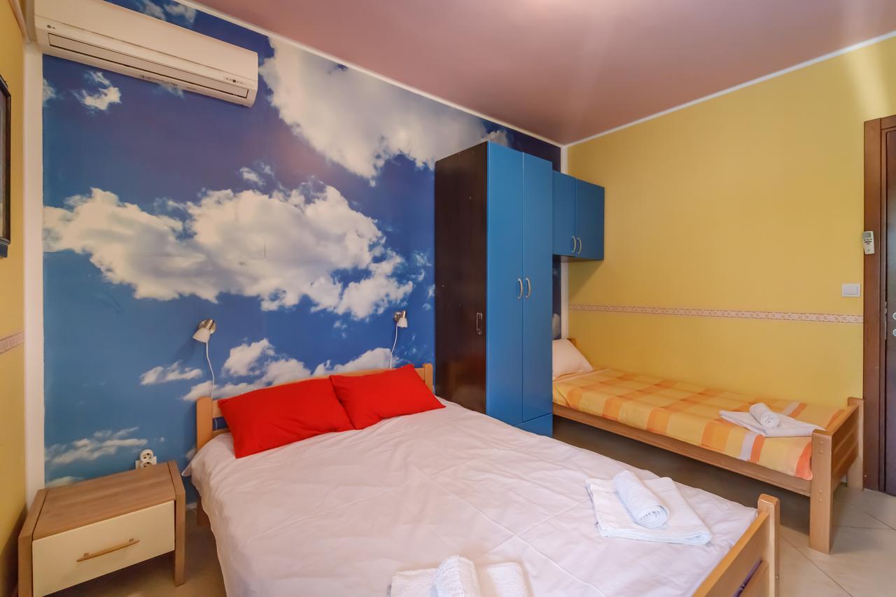 Coral Apartment Kotor