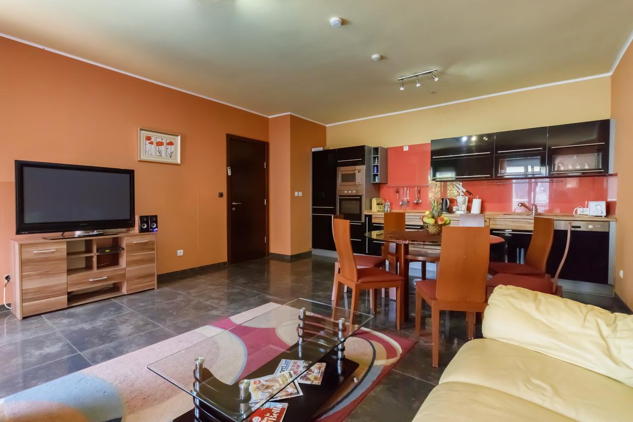 Coral Apartment Kotor