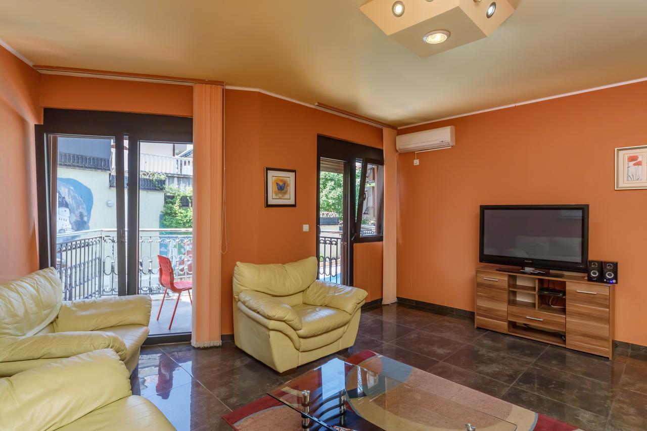 Apartment Coral Kotor