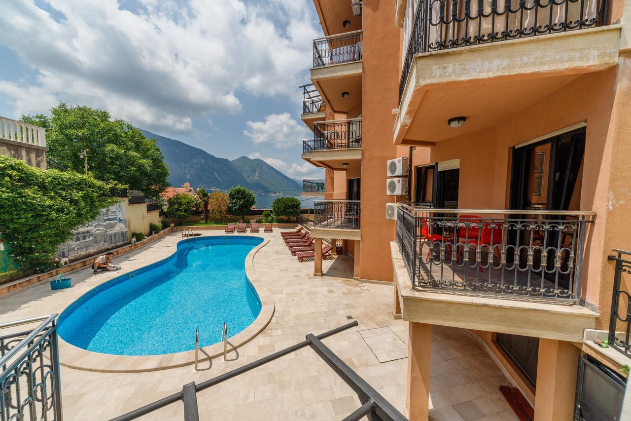 Coral Apartment Kotor