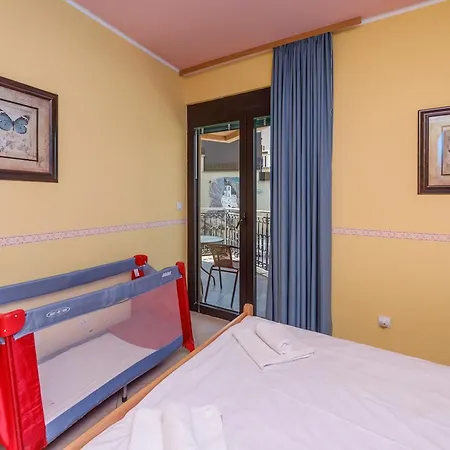 Apartments Coral Kotor Exterior photo